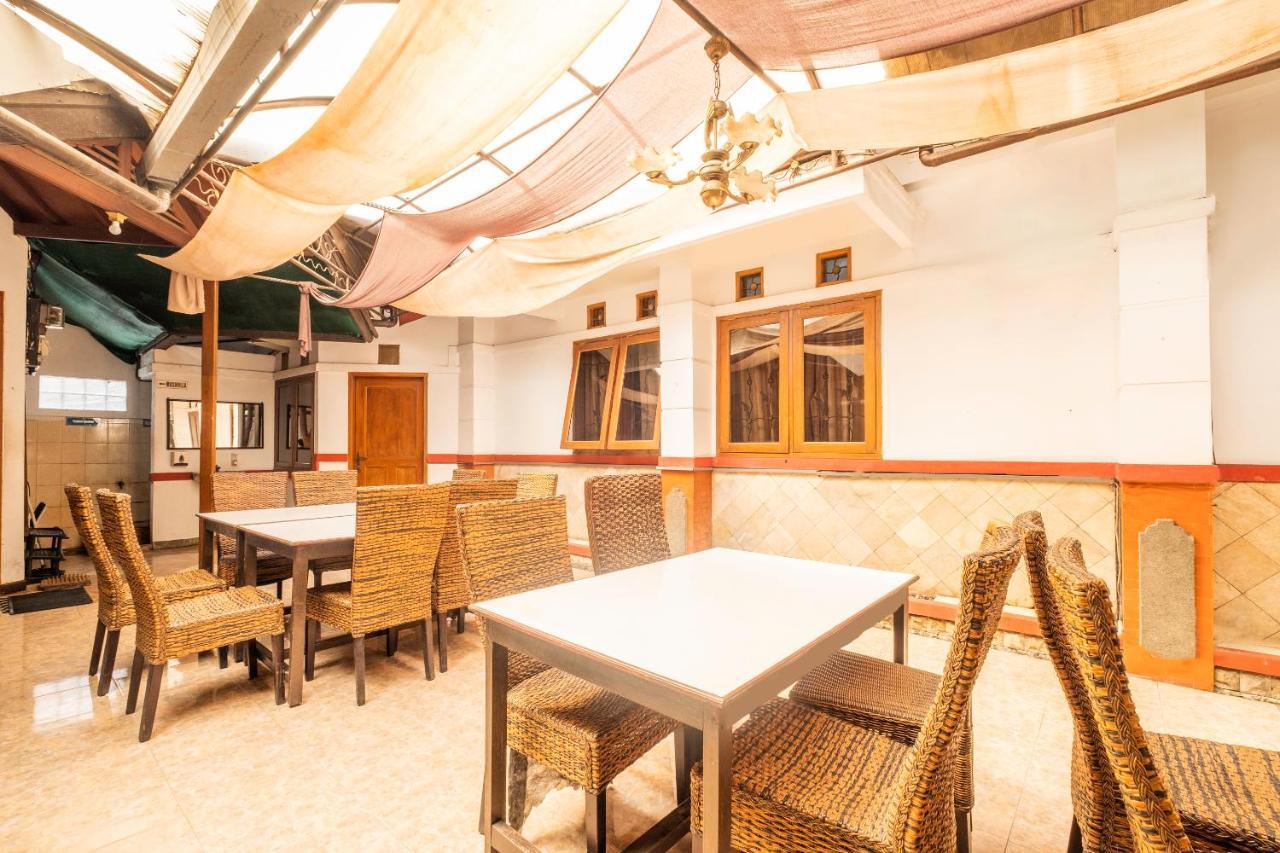 Oyo 1945 Hotel Bali Indah Bandung Exteriör bild