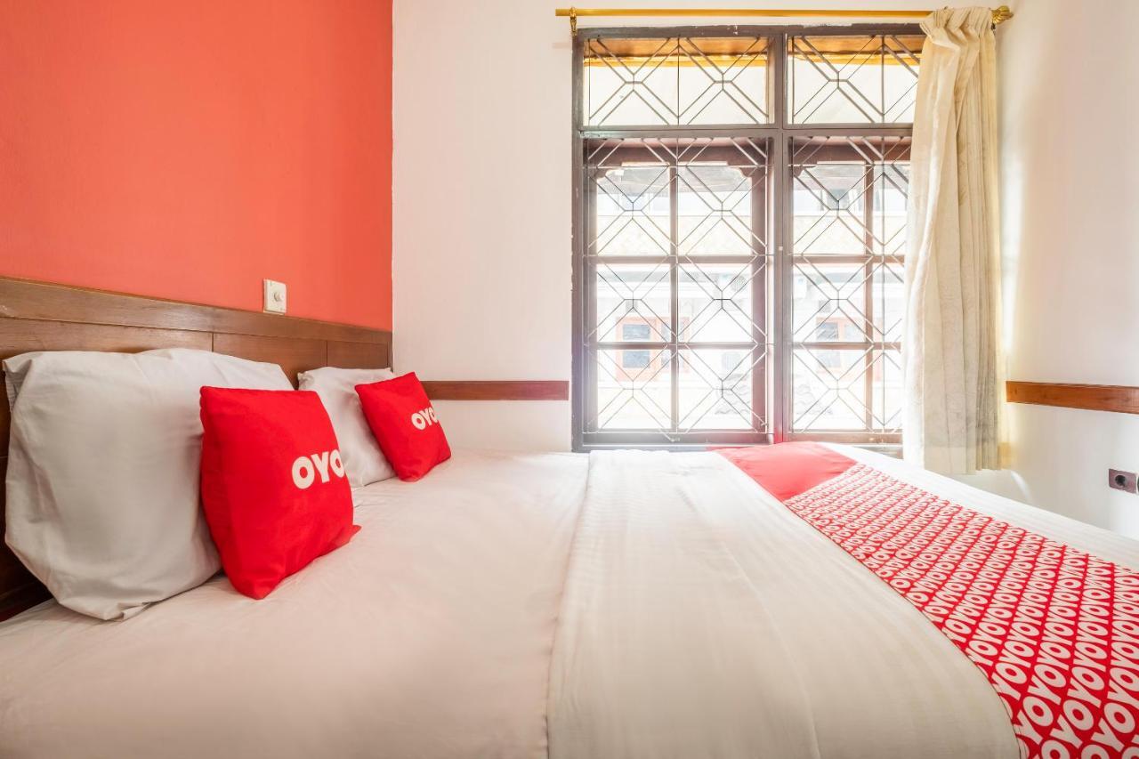 Oyo 1945 Hotel Bali Indah Bandung Exteriör bild