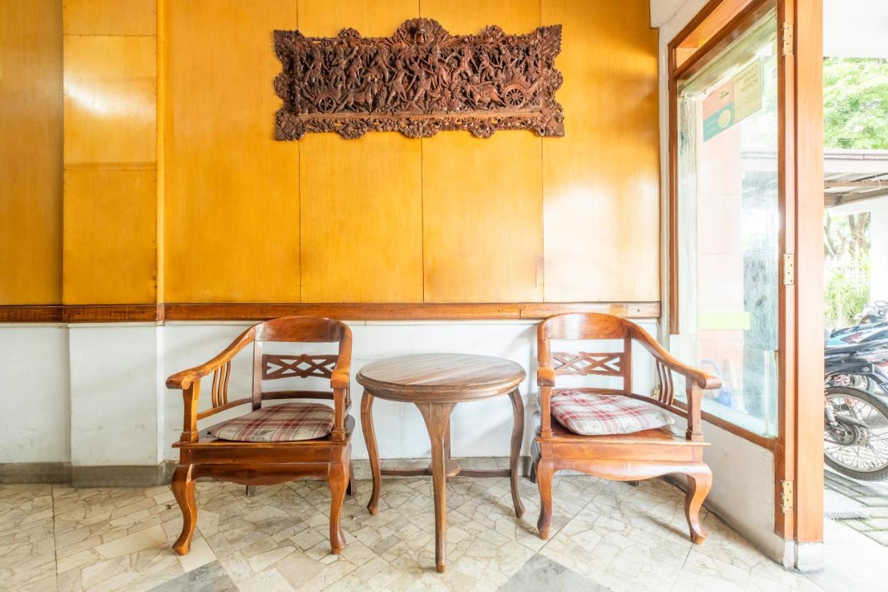 Oyo 1945 Hotel Bali Indah Bandung Exteriör bild